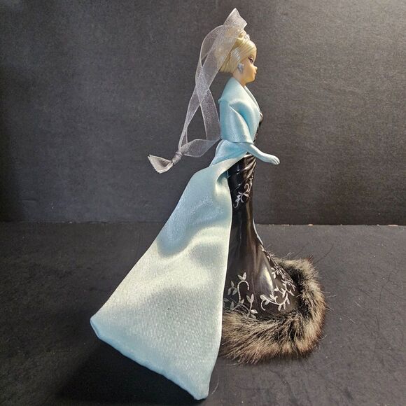 Stolen Magic Barbie Hallmark Keepsake Ornament Club Fashion Model 2006 - Picture 4 of 8